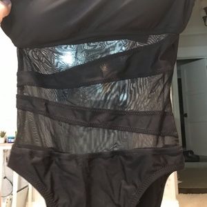 One Piece Mesh Strapless Bathing Suit